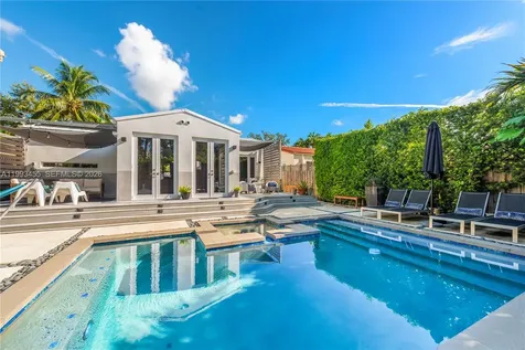 738 NE 72nd Terrace Miami FL 33138