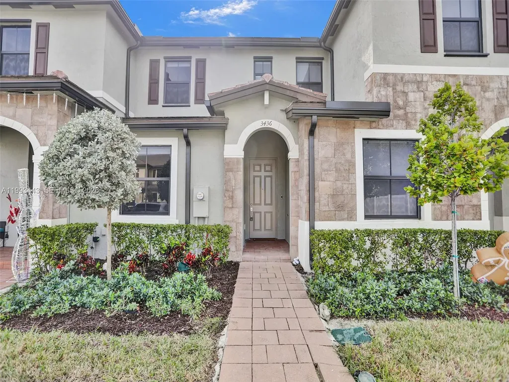 3436 W 111th Place Hialeah FL 33018