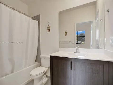 3436 W 111th Place Hialeah FL 33018