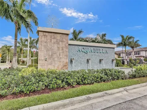 3436 W 111th Place Hialeah FL 33018