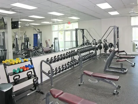 306 Newport T Deerfield Beach FL 33442