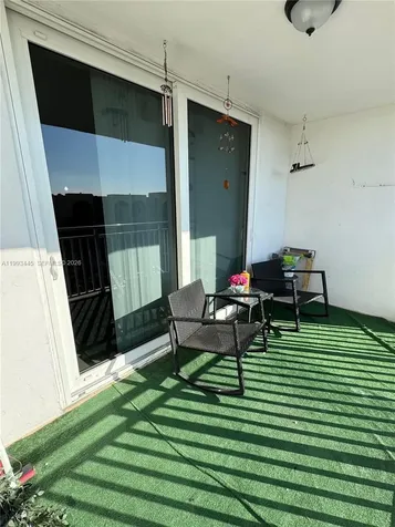 6960 Miami Gardens Drive Hialeah FL 33015