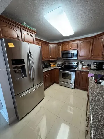 6960 Miami Gardens Drive Hialeah FL 33015