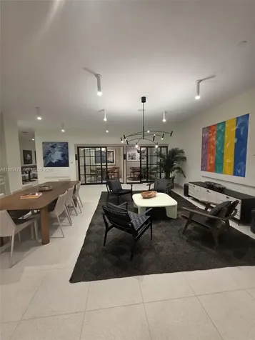 225 N Miami Avenue Miami FL 33128