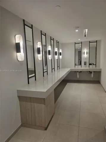 225 N Miami Avenue Miami FL 33128