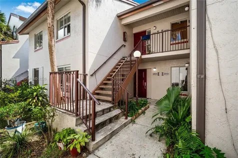 13924 SW 90th Terrace Miami FL 33186