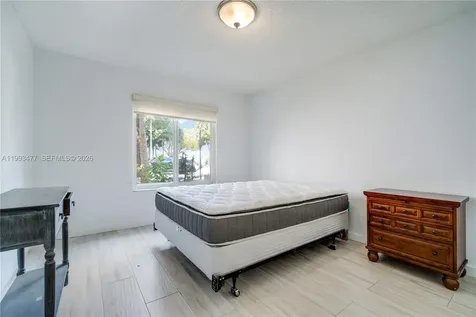 13924 SW 90th Terrace Miami FL 33186