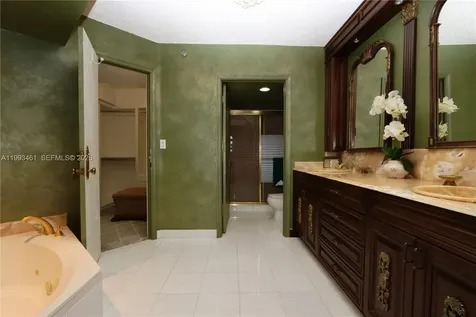 3530 Mystic Pointe Drive Aventura FL 33180