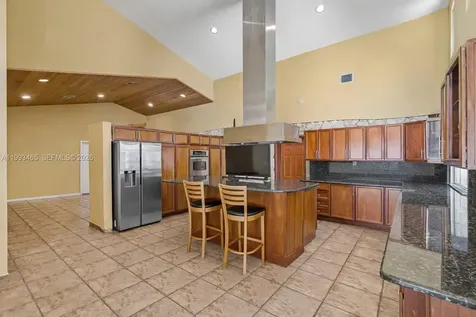 7997 SW 76th Avenue Miami FL 33143