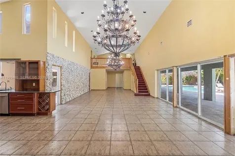 7997 SW 76th Avenue Miami FL 33143