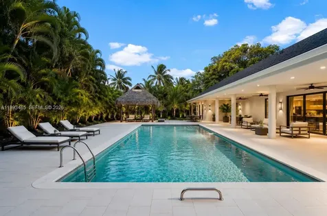 7997 SW 76th Avenue Miami FL 33143