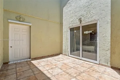 7997 SW 76th Avenue Miami FL 33143