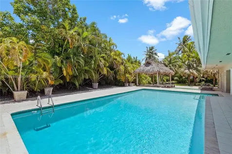 7997 SW 76th Avenue Miami FL 33143