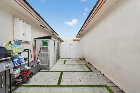13758 SW 155th Terrace Miami FL 33177