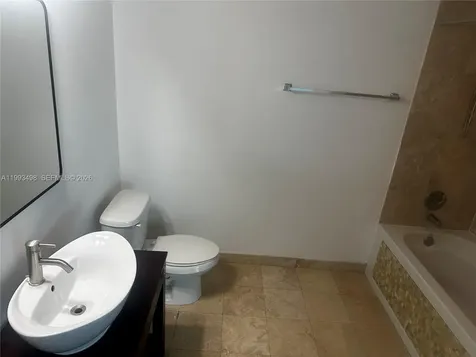 350 S Miami Avenue Miami FL 33130