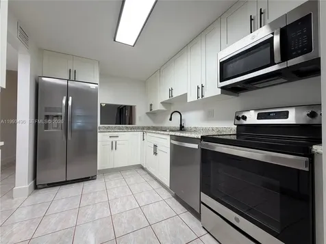 400 Commodore Drive Plantation FL 33325
