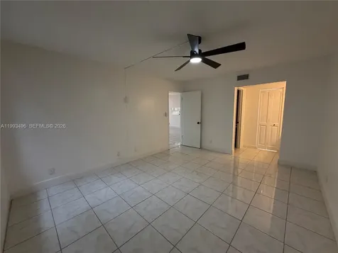 400 Commodore Drive Plantation FL 33325
