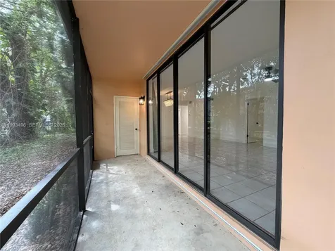 400 Commodore Drive Plantation FL 33325