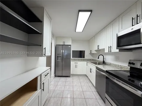 400 Commodore Drive Plantation FL 33325