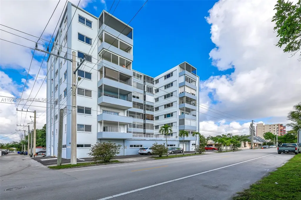 1700 Pierce Street Hollywood FL 33020