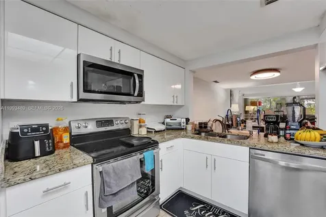 3592 NW 83rd Lane Sunrise FL 33351