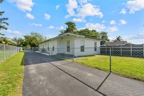 10357 SW 178th Street Miami FL 33157