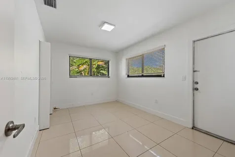 1911 NW 30th Street Miami FL 33142