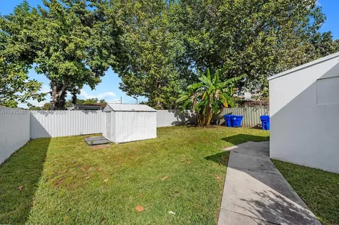 1911 NW 30th Street Miami FL 33142