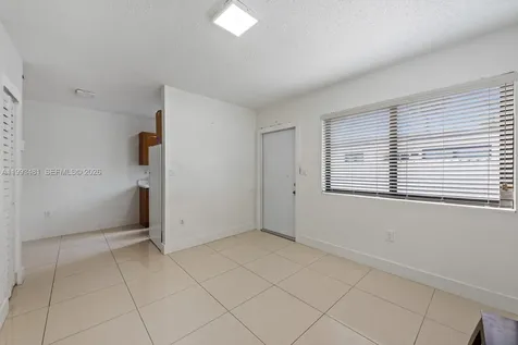 1911 NW 30th Street Miami FL 33142