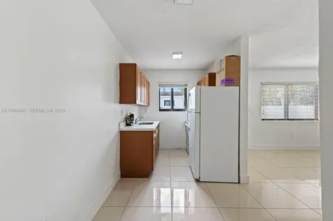 1911 NW 30th Street Miami FL 33142