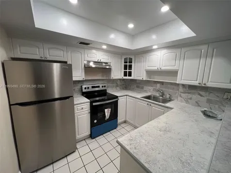 2605 NW 47th Terrace Lauderdale Lakes FL 33313
