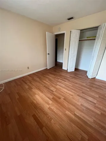 2605 NW 47th Terrace Lauderdale Lakes FL 33313
