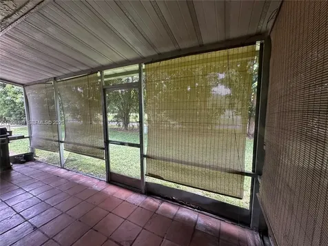 8005 Lagos De Campo Boulevard Tamarac FL 33321