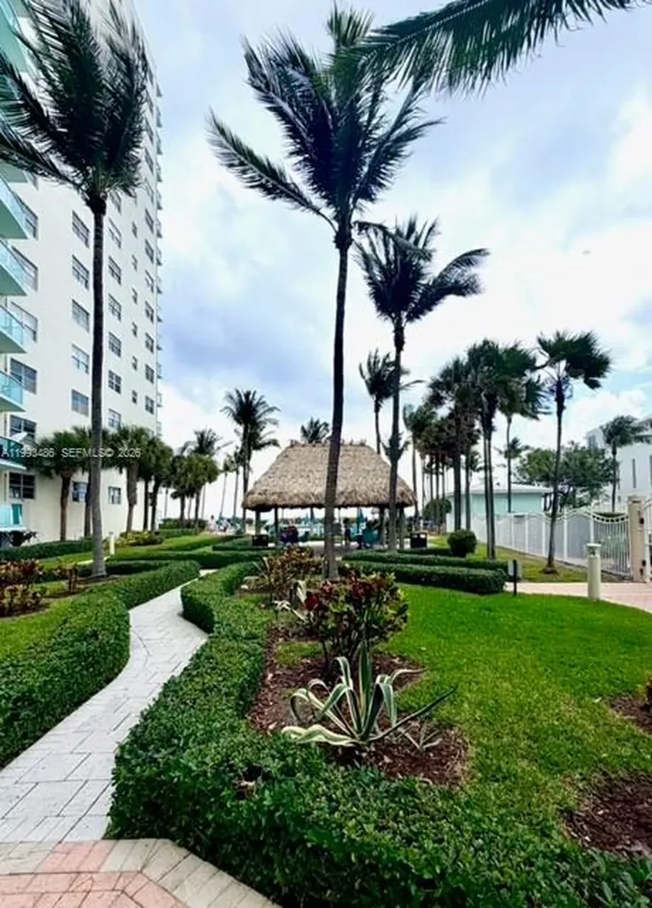 3901 S Ocean Drive Hollywood FL 33019