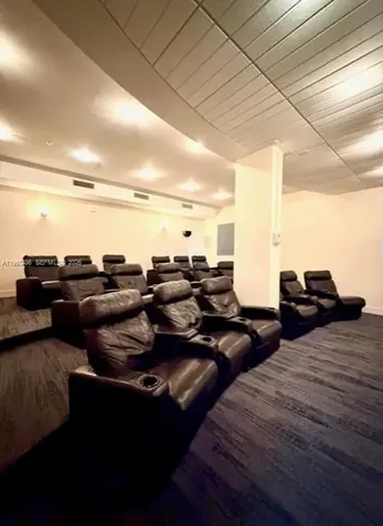 3901 S Ocean Drive Hollywood FL 33019