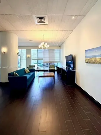 3901 S Ocean Drive Hollywood FL 33019