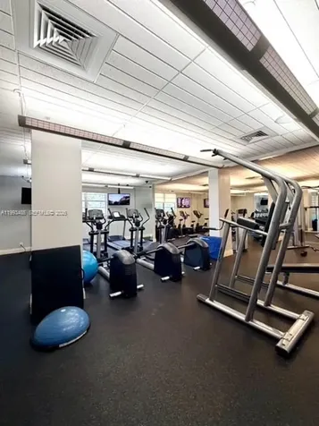 3901 S Ocean Drive Hollywood FL 33019