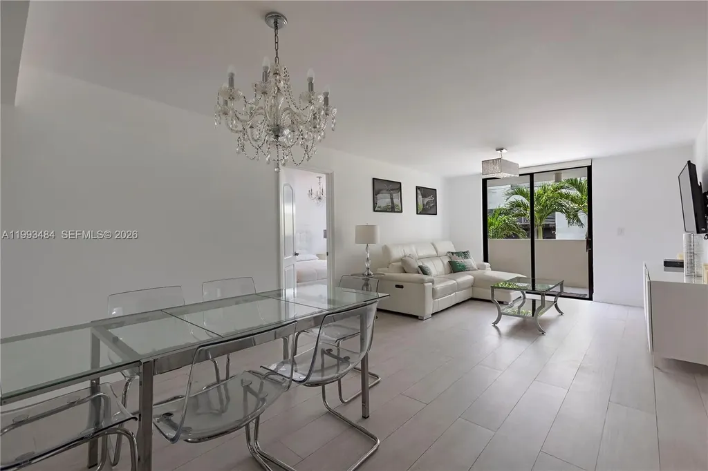 1621 Collins Avenue Miami Beach FL 33139