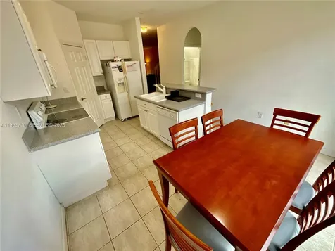 5628 NW 113th Avenue Doral FL 33178