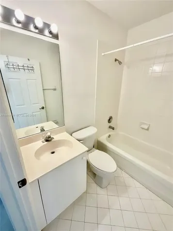 5628 NW 113th Avenue Doral FL 33178