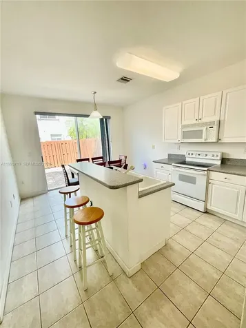 5628 NW 113th Avenue Doral FL 33178