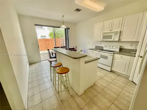 5628 NW 113th Avenue Doral FL 33178