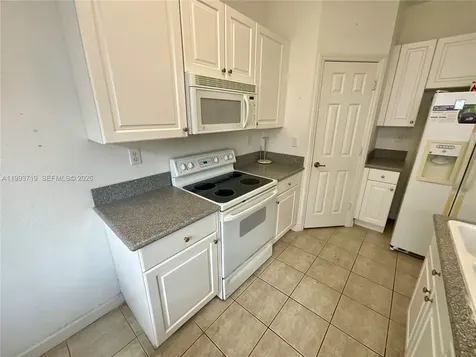 5628 NW 113th Avenue Doral FL 33178