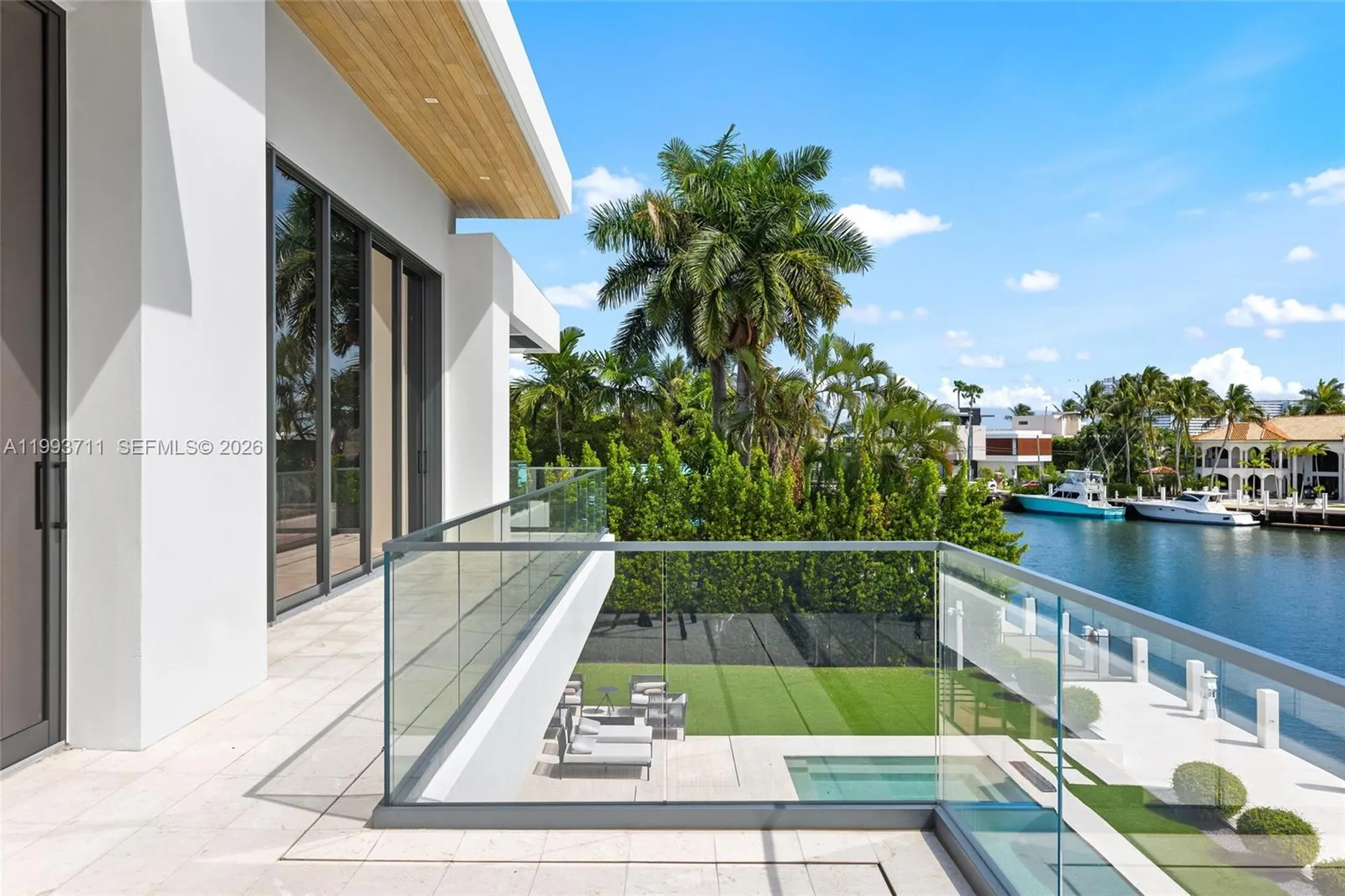 2560 Del Lago Drive Fort Lauderdale FL 33316