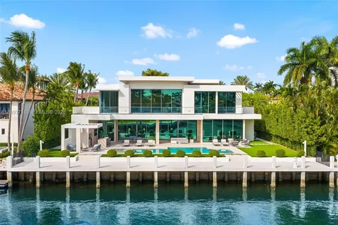 2560 Del Lago Drive Fort Lauderdale FL 33316
