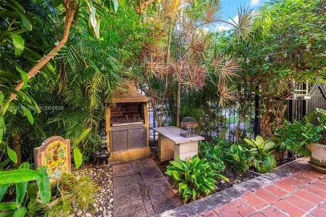 1361 Meridian Avenue Miami Beach FL 33139