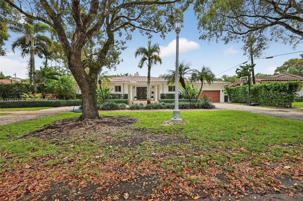 3258 Riviera Drive Coral Gables FL 33134