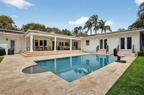3258 Riviera Drive Coral Gables FL 33134