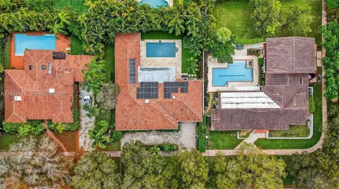 3258 Riviera Drive Coral Gables FL 33134