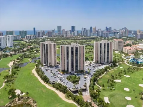 20301 W Country Club Drive Aventura FL 33180